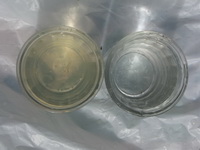 Образцы грязной дождевой воды до и после очистки фильтром Nerox сверху